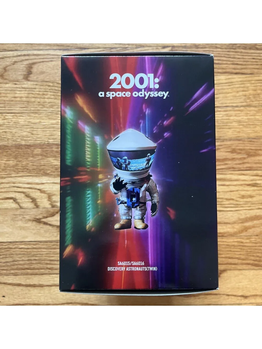 Stanley Kubrick 2001 a Space Odyssey Discovery Astronaut Red & Yellow Sideshow